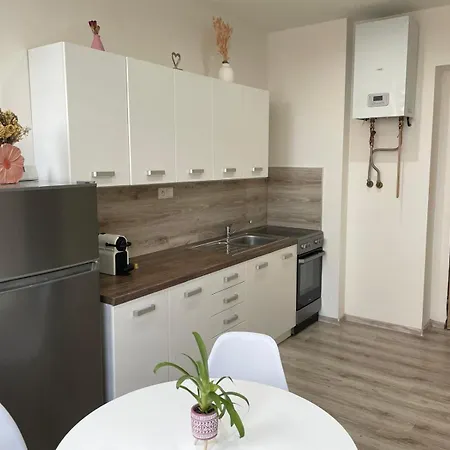 Apartment Moderni Krupka Pro 4 - Klidna Lokalita U Krusnych Hor *