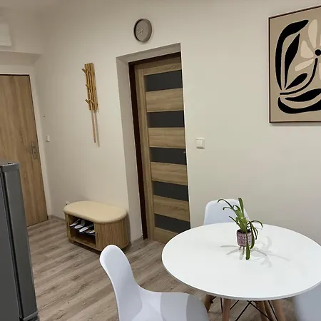 Apartment Moderni Krupka Pro 4 - Klidna Lokalita U Krusnych Hor *